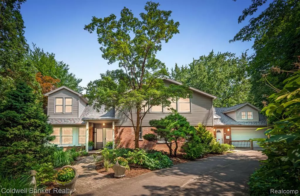 Beverly Hills, MI 48025,21200 W 13 Mile Road