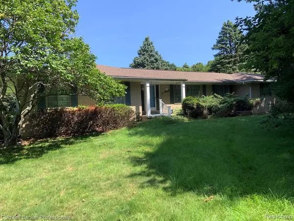 12225 JEFFERS Lane, Fenton, MI 48430