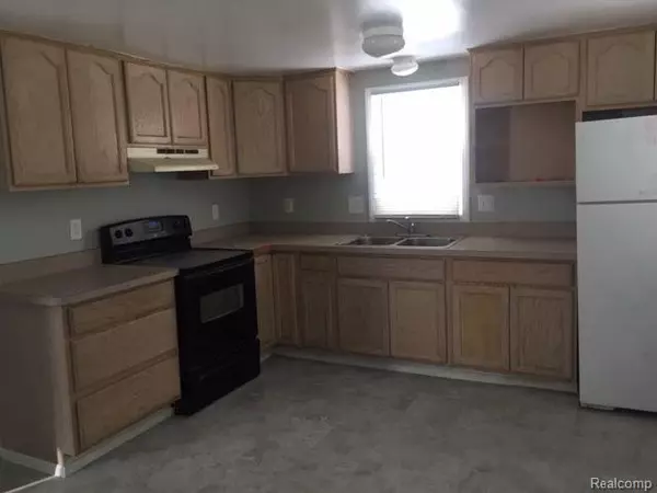 Pontiac, MI 48342,18 CRESCENT Drive