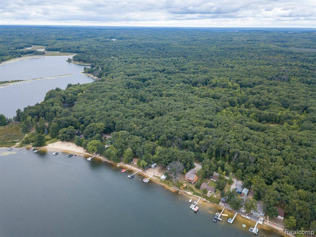 Lake City, MI 49651,9428 W OAK Drive