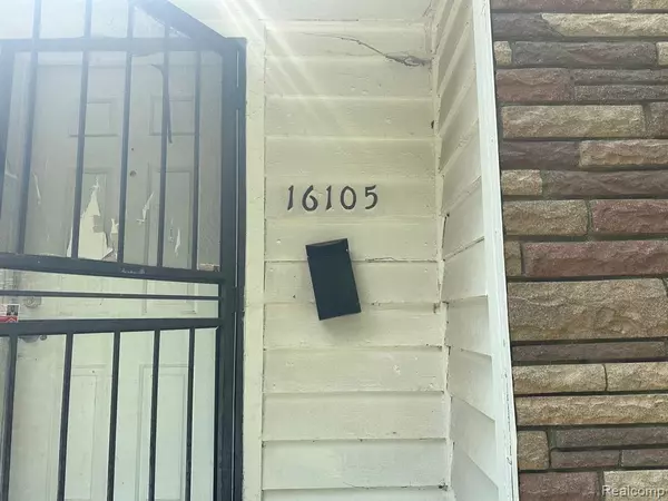 Detroit, MI 48219,16105 CHATHAM Street