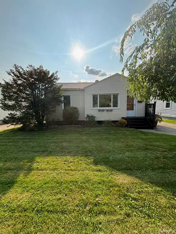 Madison Heights, MI 48071,26339 HAMPDEN Street