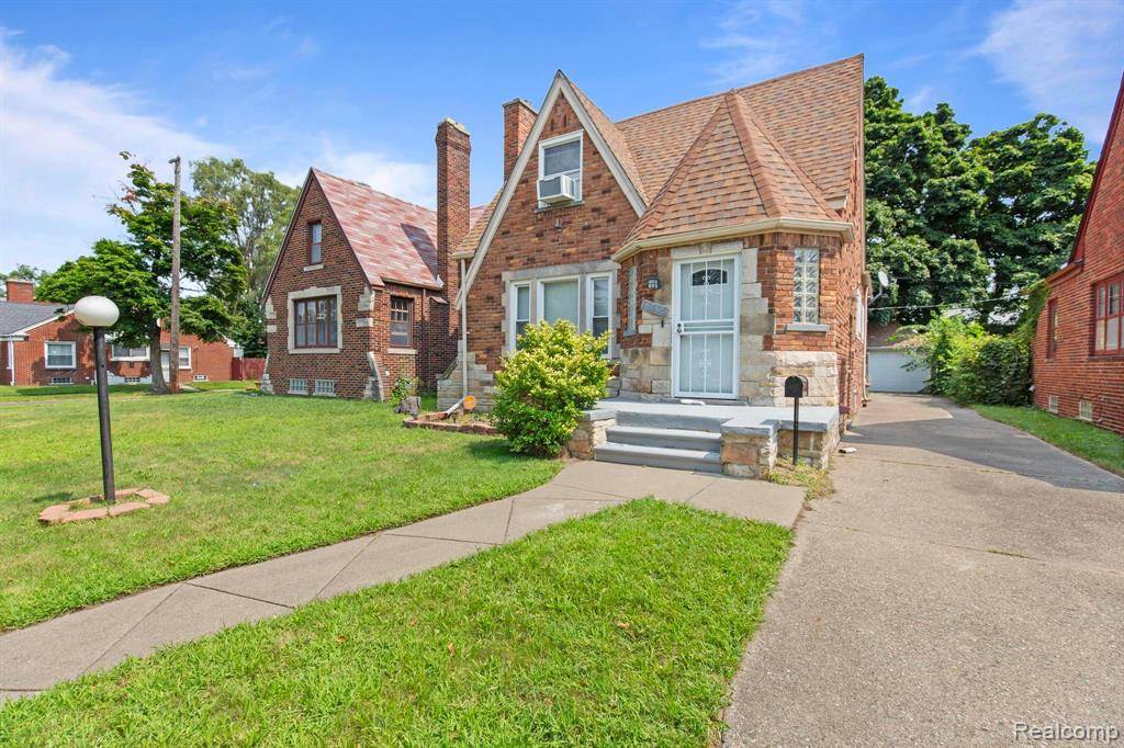 Detroit, MI 48235,18506 SNOWDEN Street