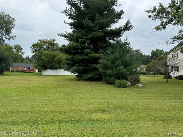 0000 Ellisia Road, Commerce Twp, MI 48382