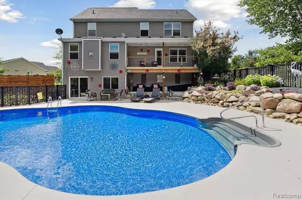 Howell, MI 48843,2221 ASHBURY