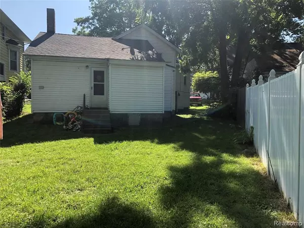 Pontiac, MI 48341,99 PALMER Street