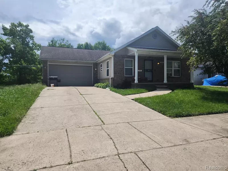 183 E SAVANNAH Street, Highland Park, MI 48203