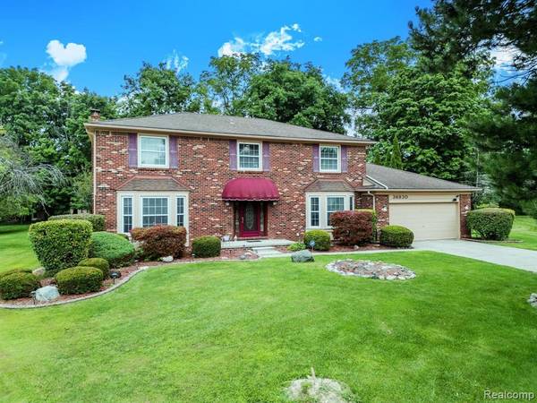 36830 Elia Court Court, Farmington Hills, MI 48335