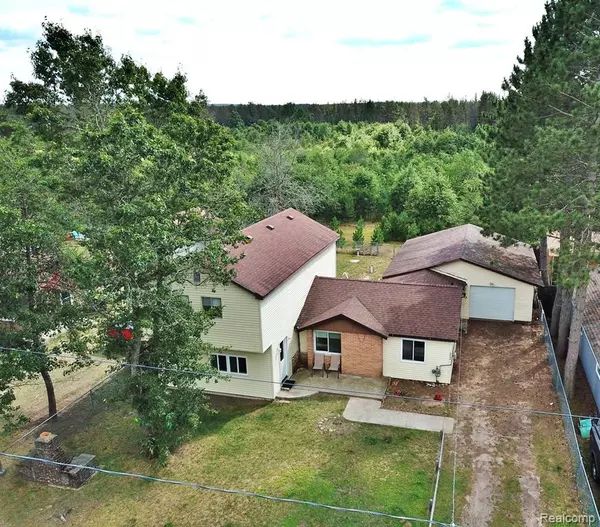St. Helen, MI 48656,10396 AUSTIN Road