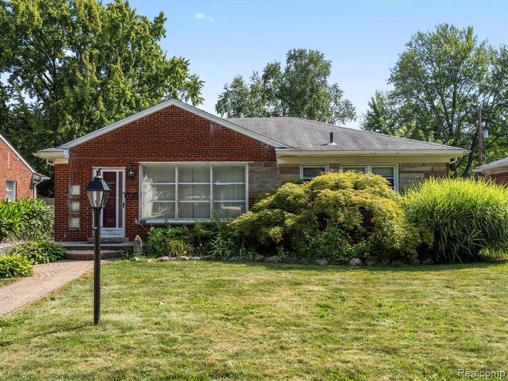1612 GENESEE Drive, Royal Oak, MI 48073