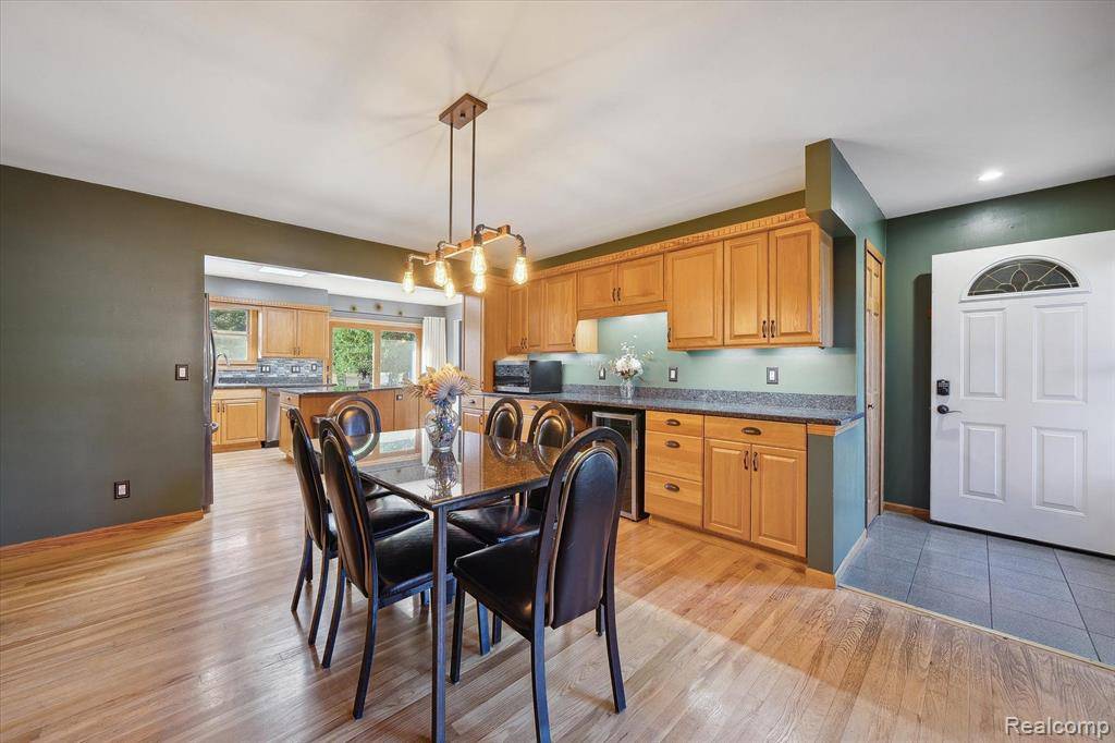 Fenton, MI 48430,10003 Nimphie Road