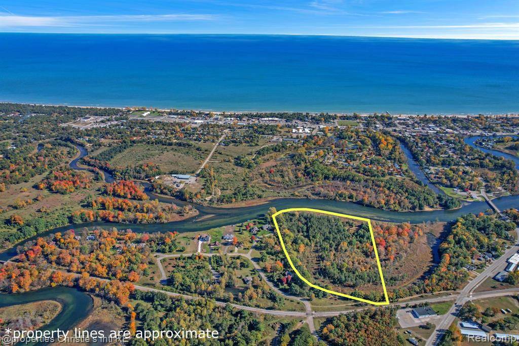 Oscoda, MI 48750,V/L RIVERBEND Court