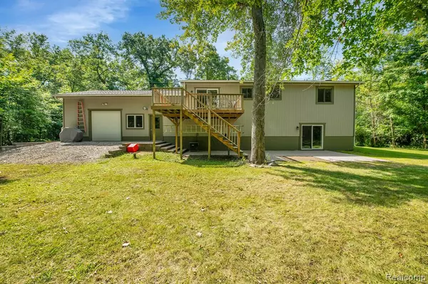 Ortonville, MI 48462,4237 HUMMER LAKE Road