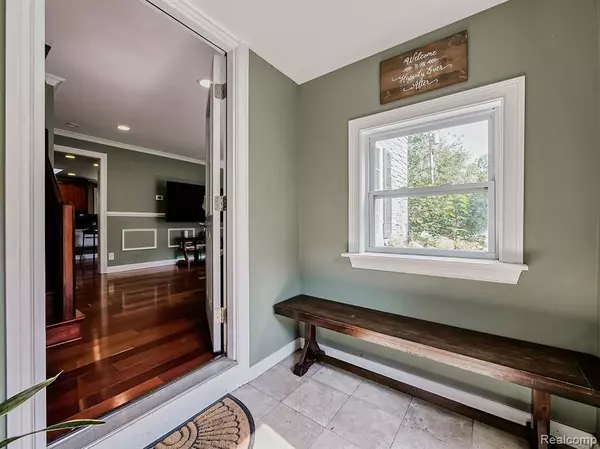 New Hudson, MI 48165,57110 12 MILE Road