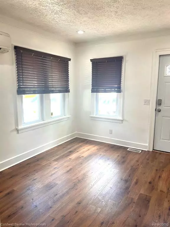 Lansing, MI 48911,6028 Valencia Boulevard