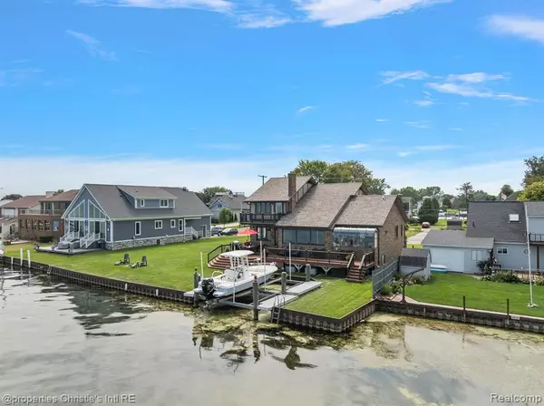 Harrison Township, MI,32257 N RIVER Road