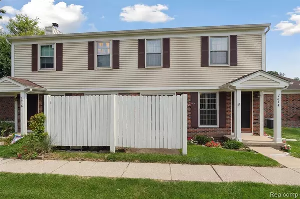 7614 WOODVIEW Drive, Waterford, MI 48327