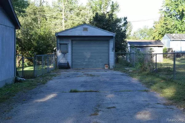 Wolverine Lake, MI 48390,2145 TERRAPIN Street