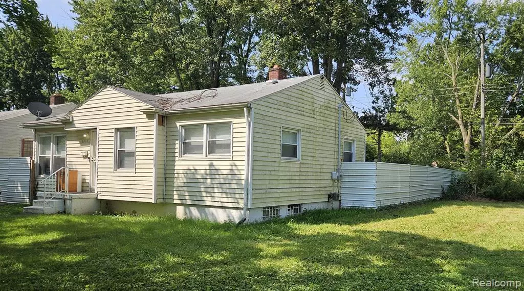 Flint, MI 48505,5817 WINTHROP Boulevard