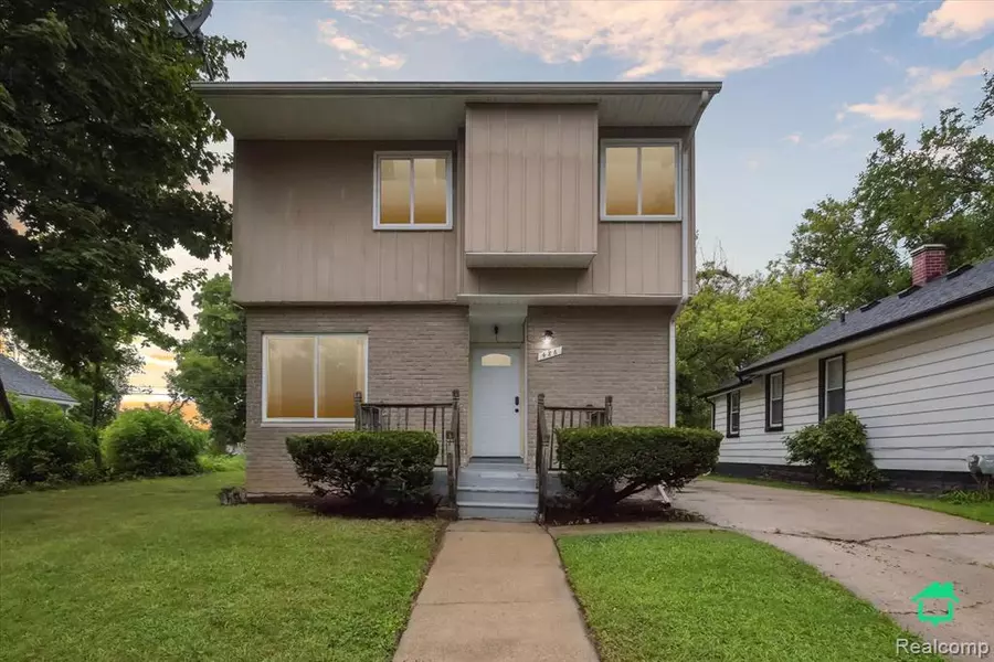 486 Colorado Avenue, Pontiac, MI 48341