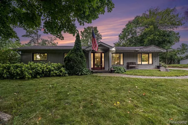 Commerce Twp, MI 48382,4647 NEWCROFT Street