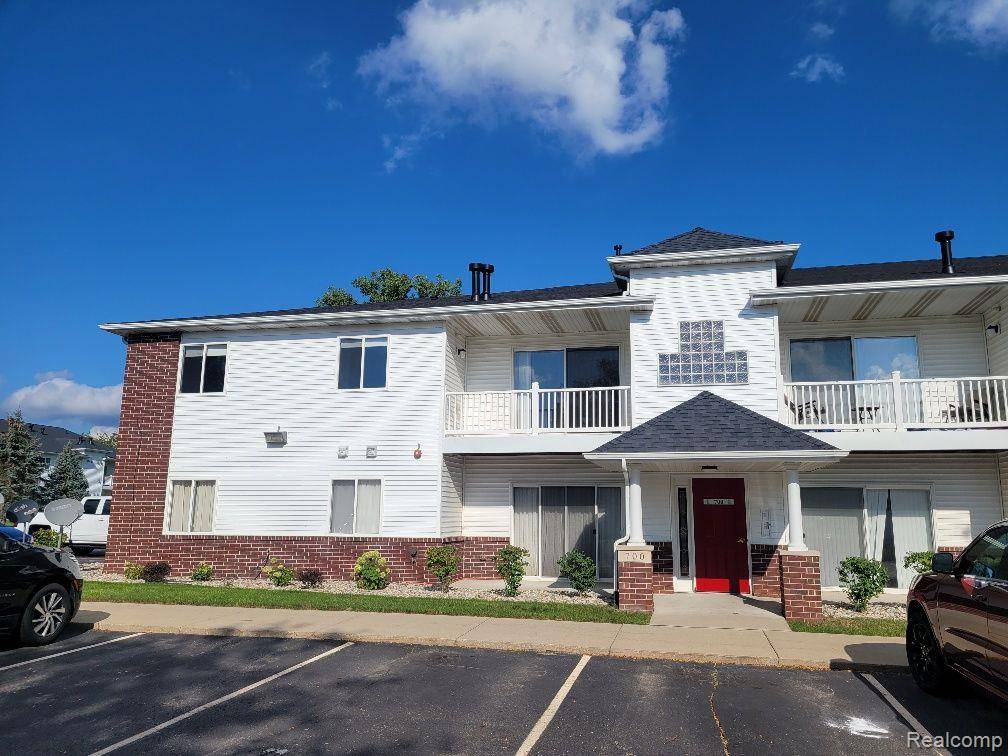 Mason, MI 48854,709 CAROM Circle