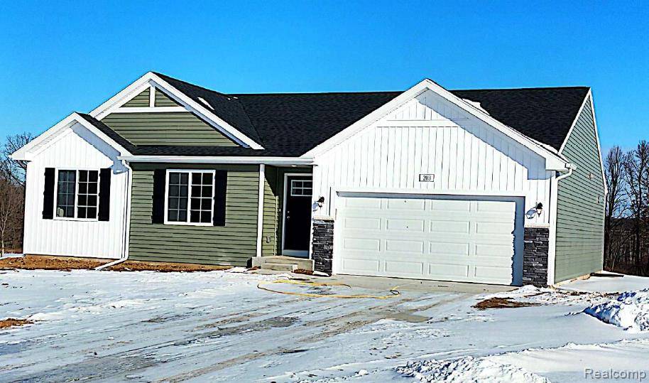 203 Linda Lane, Davisburg, MI 48350