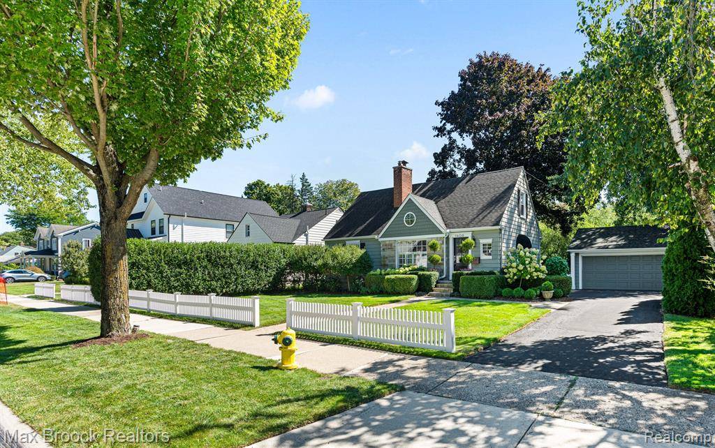 Birmingham, MI 48009,1408 VILLA Road