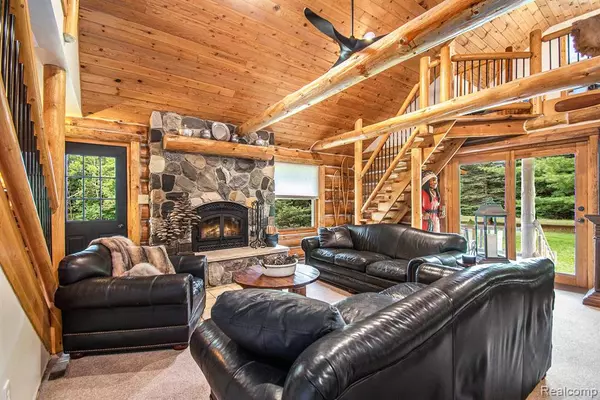 West Branch, MI 48661,2835 S PINE LOG Trail