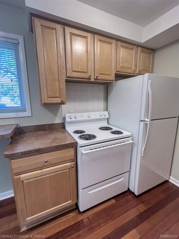 Royal Oak, MI 48067,1222 E LINCOLN Avenue