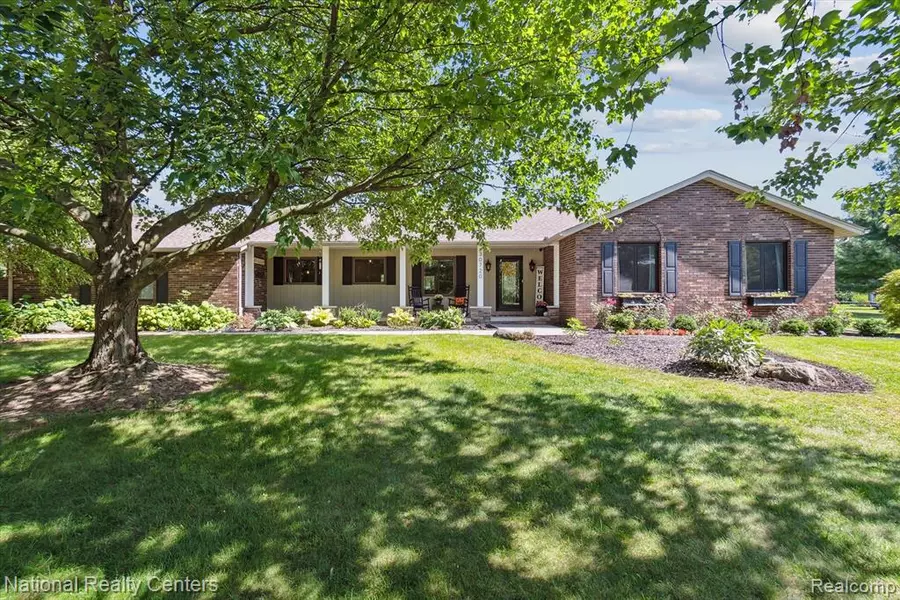 30720 LINCOLN, New Hudson, MI 48165