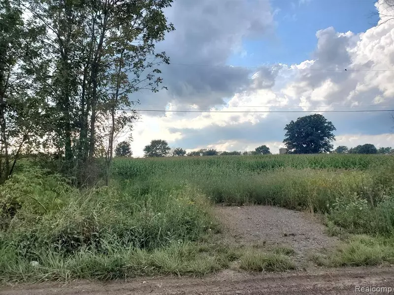 10090 SHARP Road, Swartz Creek, MI 48473