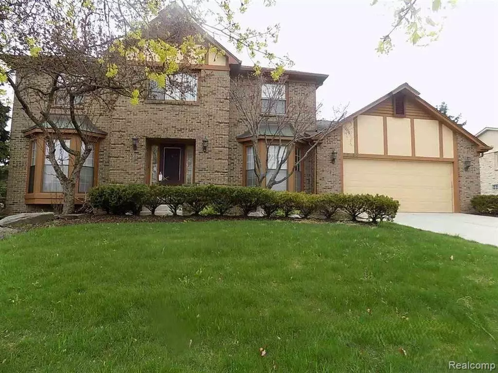 Farmington Hills, MI 48335,25493 BRIDLEPATH Lane