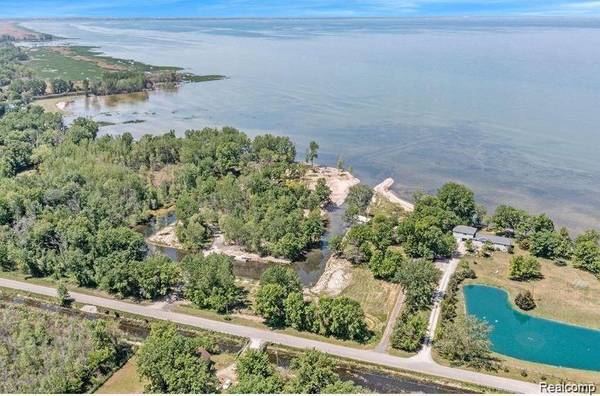 Unionville, MI 48767,6725 VASSAR Road
