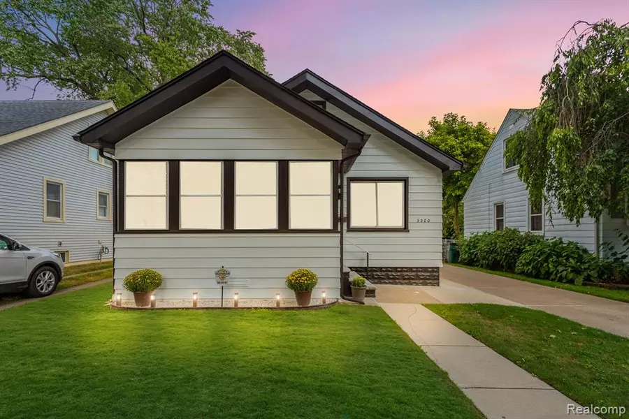 3300 GRAYSON Street, Ferndale, MI 48220