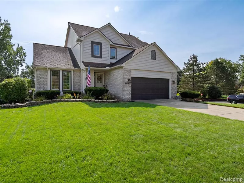6545 HORNCLIFFE Drive, Clarkston, MI