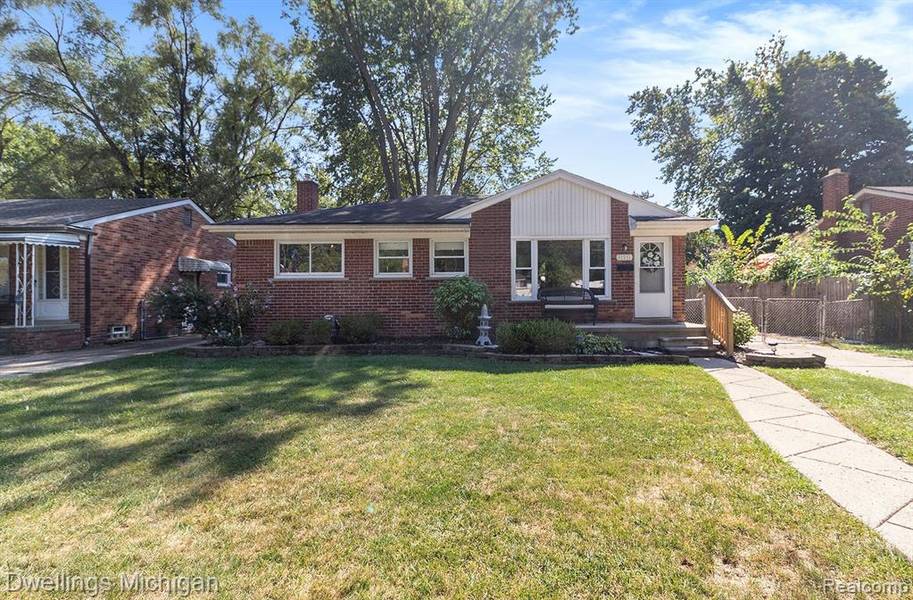 31551 GRANDVIEW Avenue, Westland, MI 48186