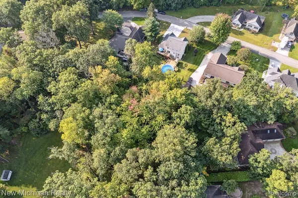 Linden, MI 48451,7492 MAJESTIC WOODS Drive