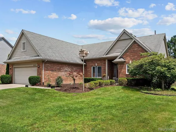 Livonia, MI 48152,37670 KINGSBURN Drive