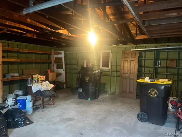 Trenton, MI 48183,380 CLEVELAND Street