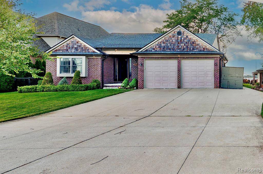 38487 Huron Pointe Drive, Harrison Township, MI