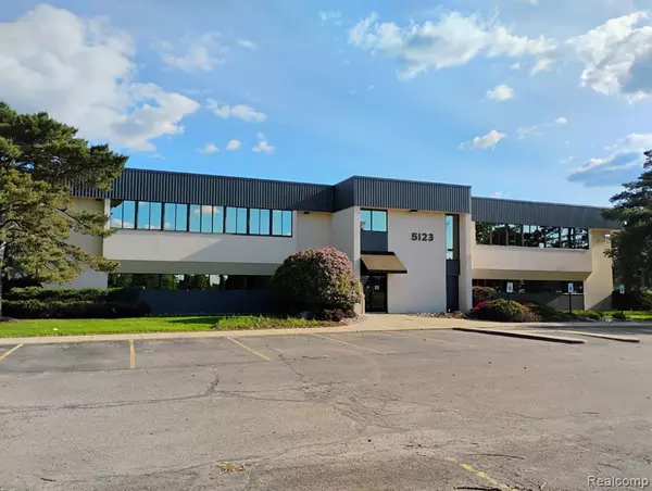 5123 W ST JOE, Lansing, MI 48917