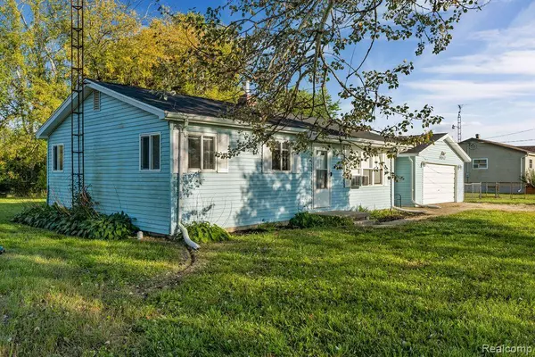Otisville, MI 48463,11042 VASSAR Road