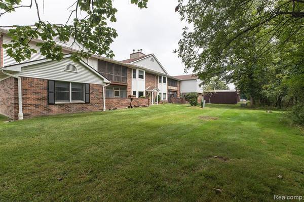 8629 MATHIAS Drive, Grosse Ile, MI 48138