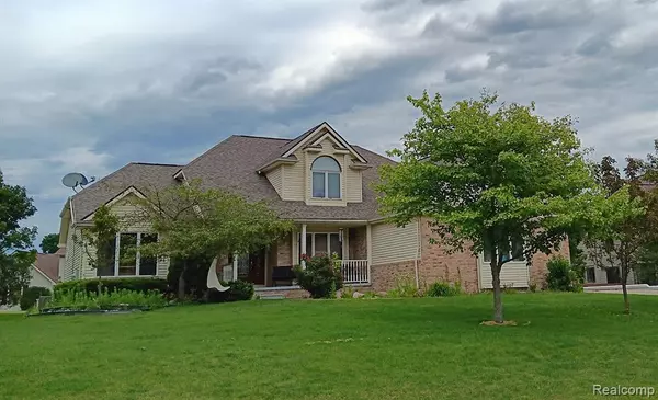 607 CHASSEUR Drive, Grand Blanc, MI 48439