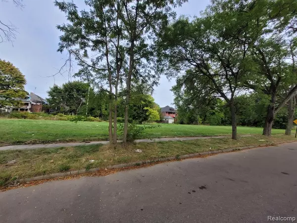 Detroit, MI 48207,3268 CANTON Street