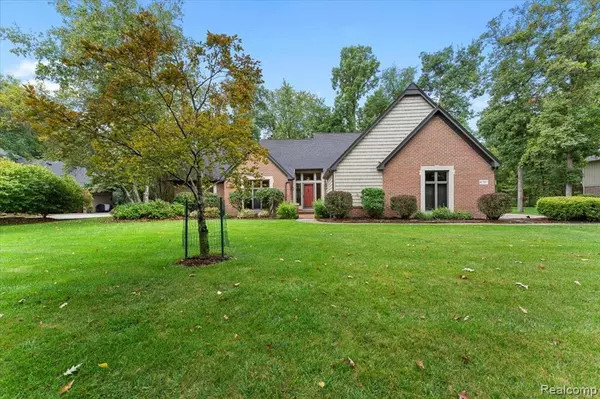 Grosse Ile, MI 48138,8707 VOIGT Avenue