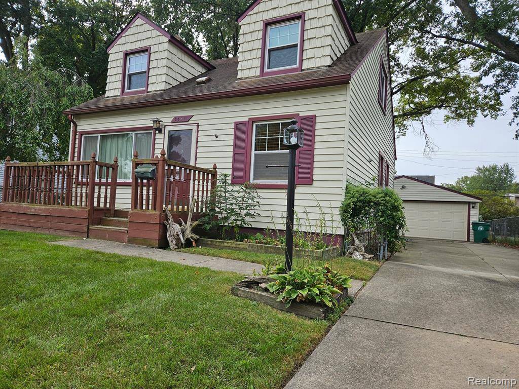 33511 HENNEPIN Street, Garden City, MI