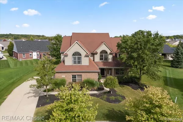 26700 York Court, South Lyon, MI 48178