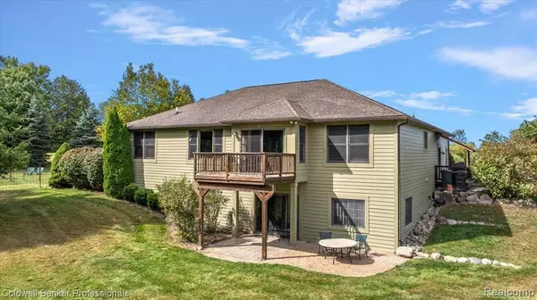 Attica, MI 48412,91 LONE OAK Drive